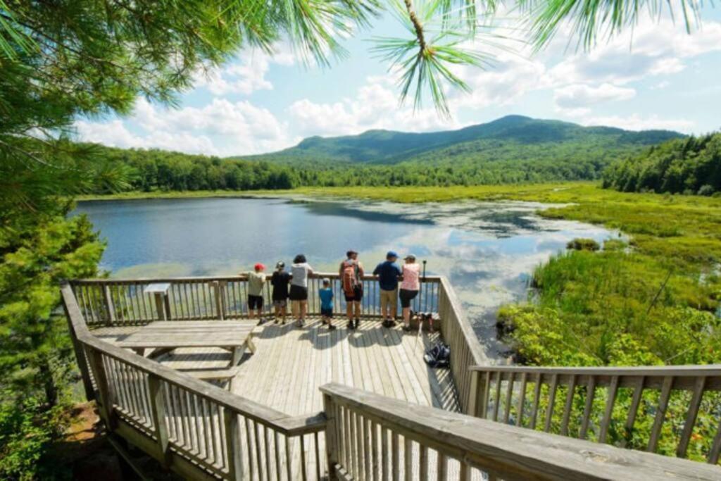 *Nouveaute* Foyer Au Bois, Plage, Montagne Et + Magog Exterior foto